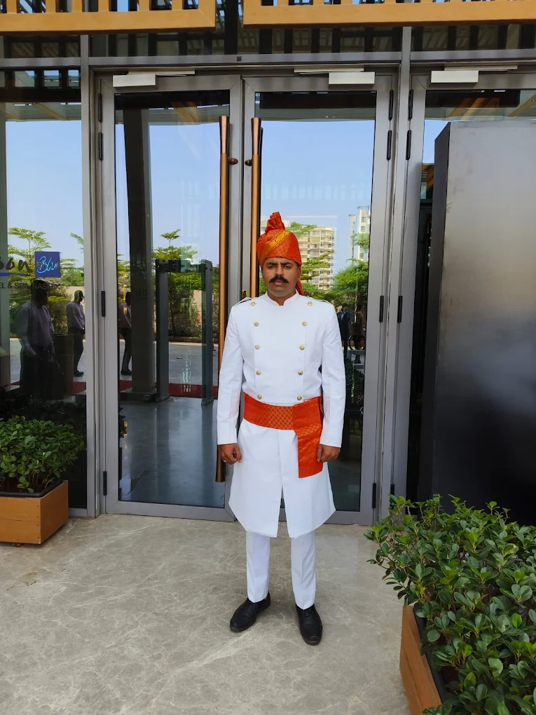Doormen and darban in Nashik